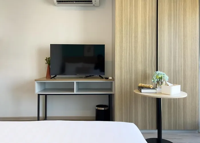 Hotel Wellness & Sukhumvit 107 Bangkok
